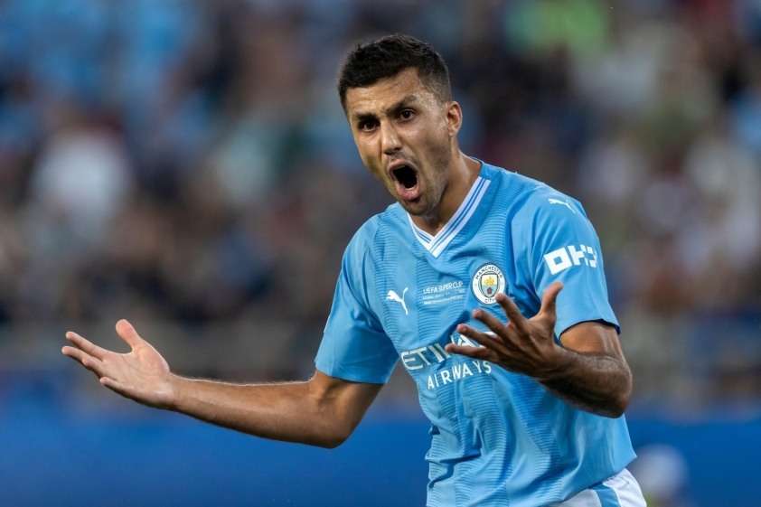 Man City bộc lộ nhiều điểm yếu khi thiếu vắng Rodri