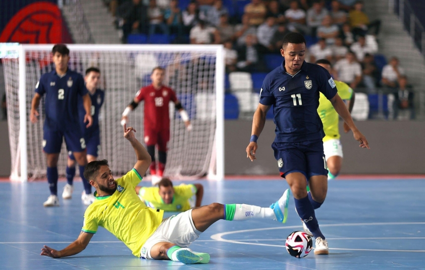 Osamanmusa ghi bàn vào lưới ĐT Brazil ở World Cup futsal 2024